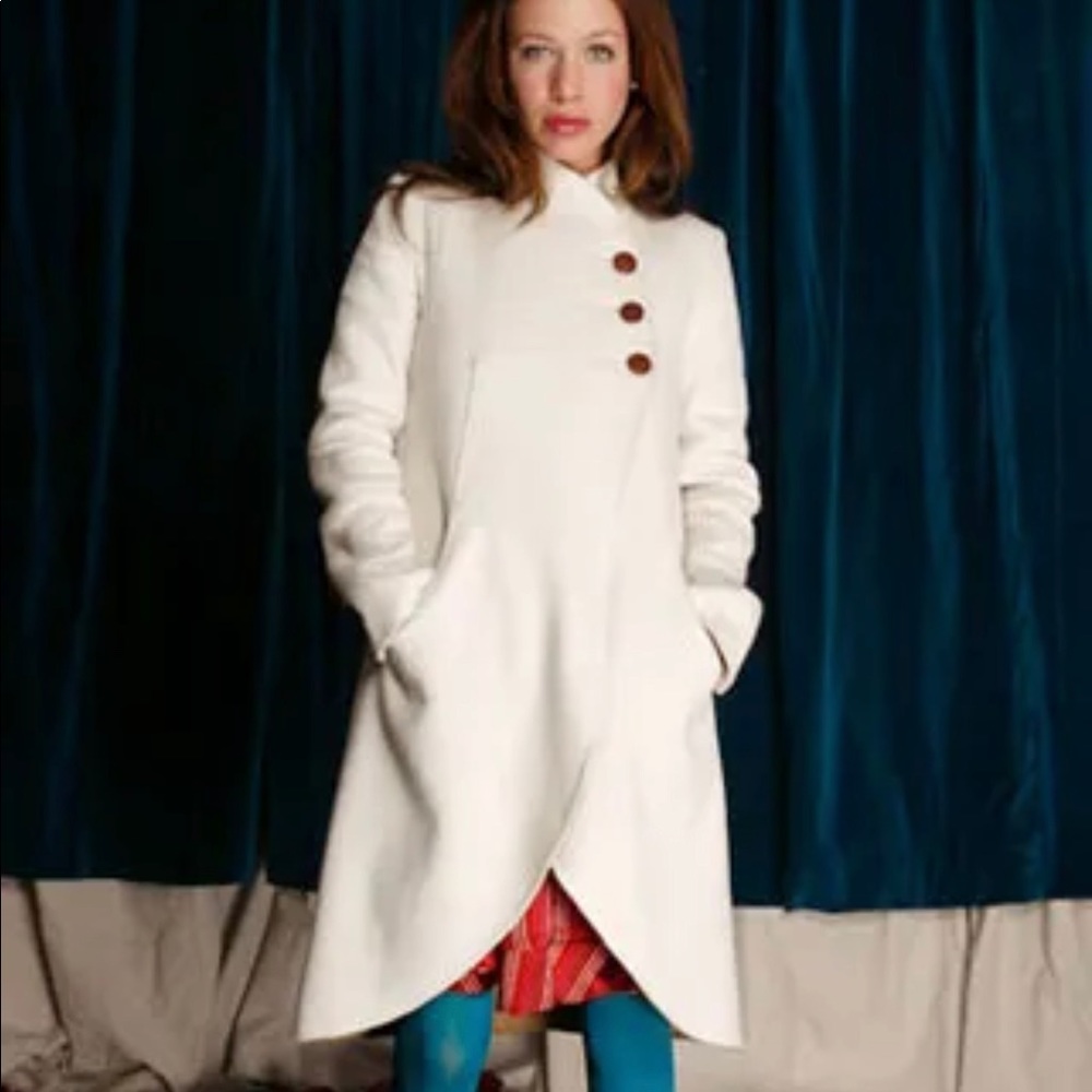 ✨ISO✨ Trovata ‘Samantha’ double faced wool coat